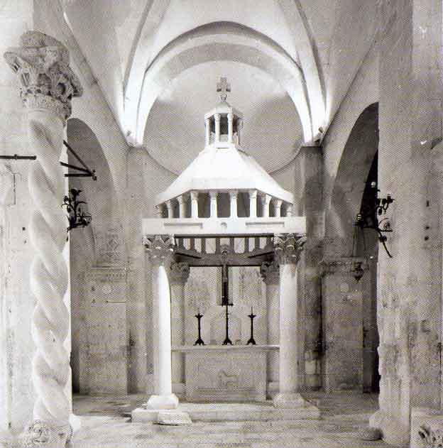Interno Chiesa Santa Maria Assunta